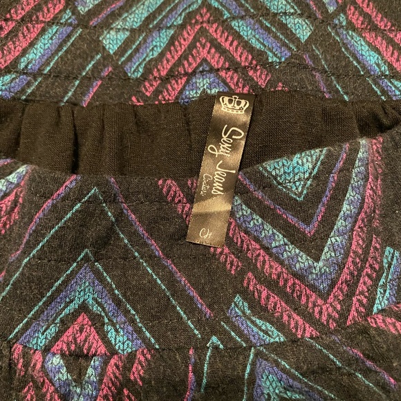 Mini Skirt Size S - Picture 3 of 3